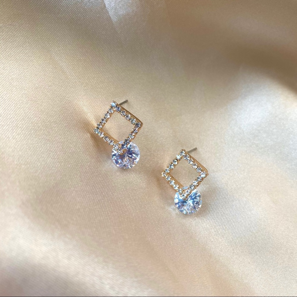 Rhinestone Geometric Stud Earrings